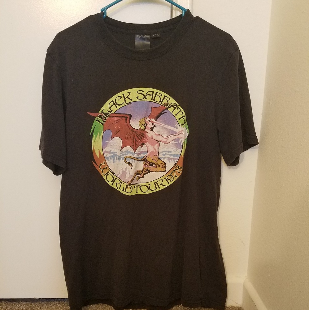 Men's BLACK SABBATH "WORLD TOUR 1978" TEE SIZE LG